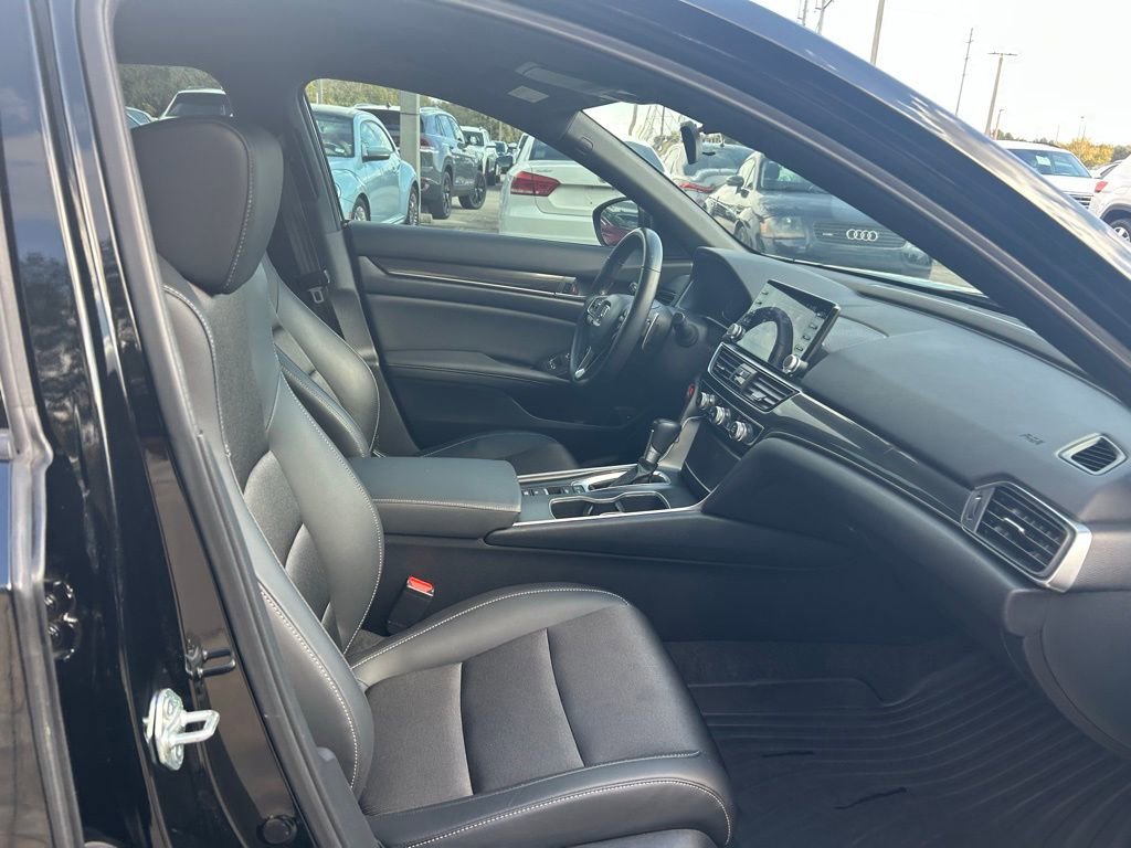 Used 2022 Honda Accord Sport image 35