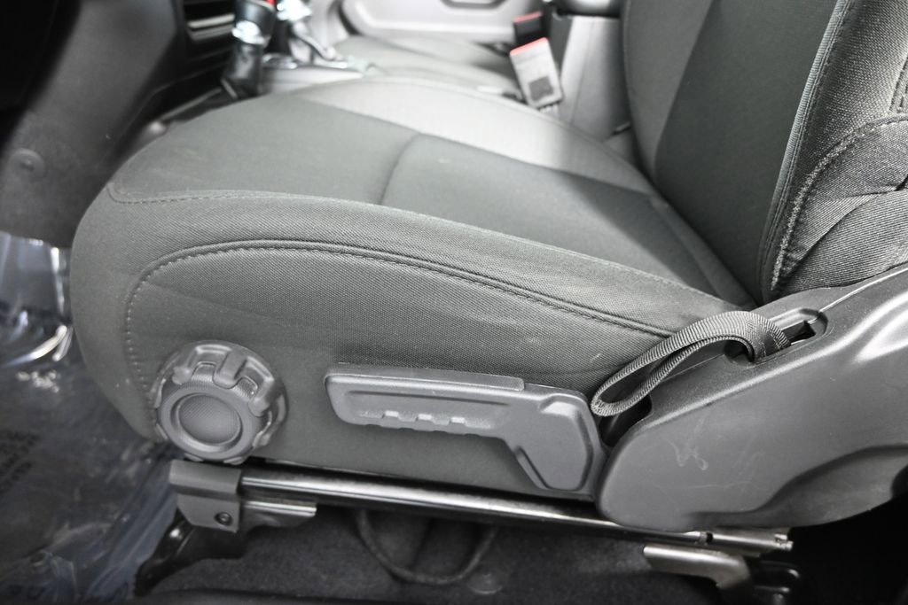 Used 2023 Jeep Wrangler Sport S image 20