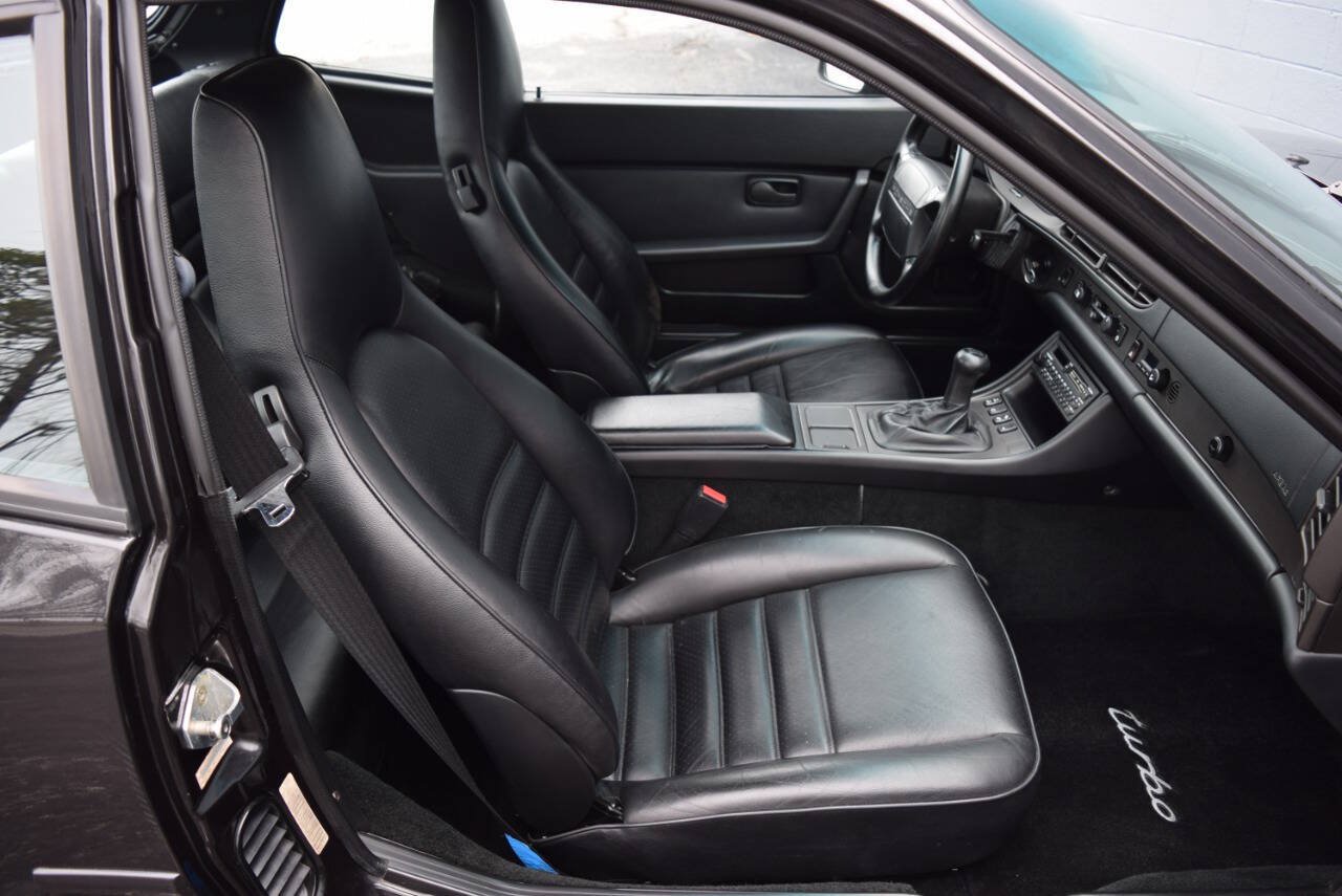 Used 1988 Porsche 944 Turbo Coupe RWD image 62