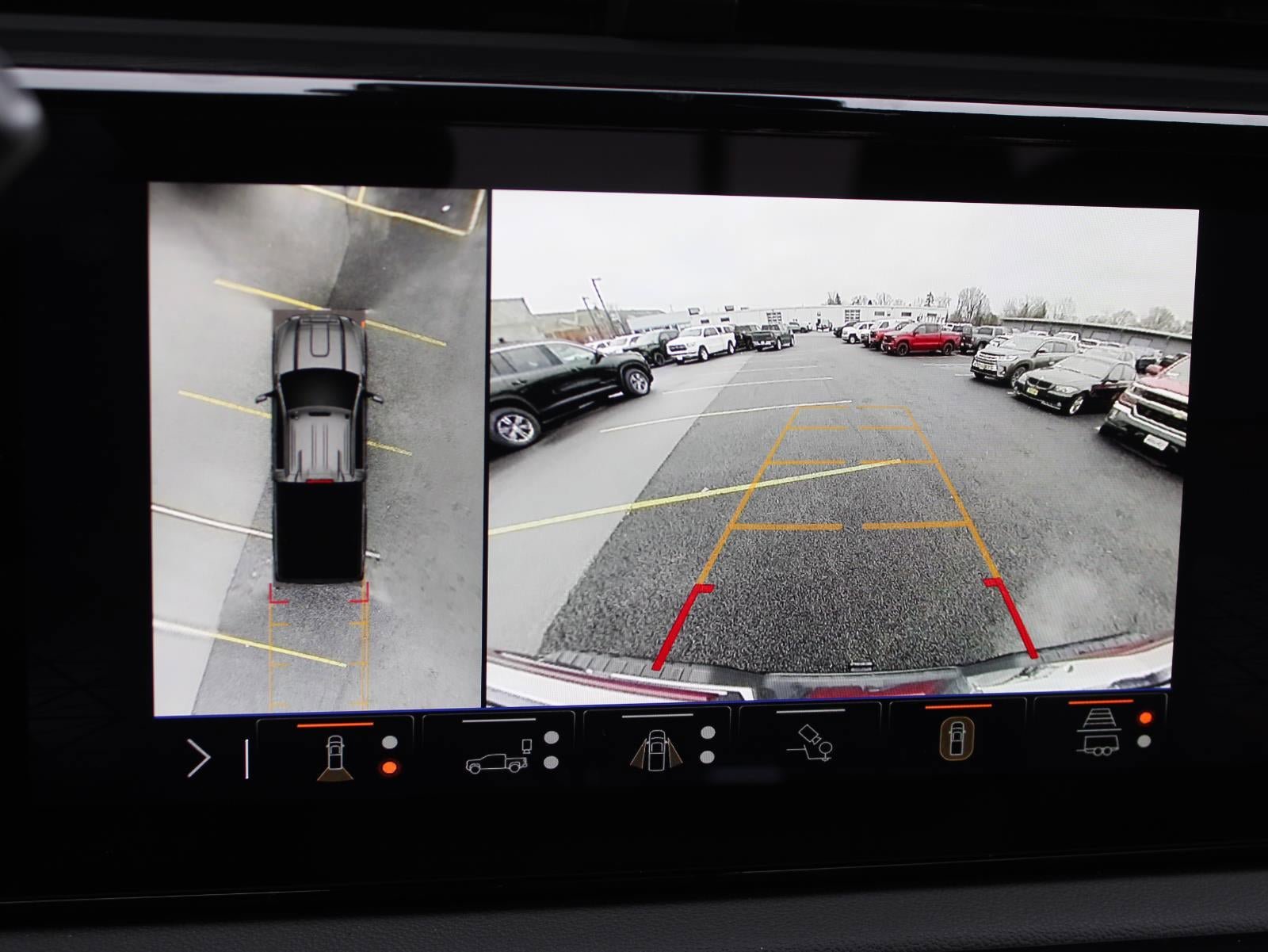 Used 2025 GMC Sierra 2500 AT4 w/ AT4 Premium Plus Package image 14
