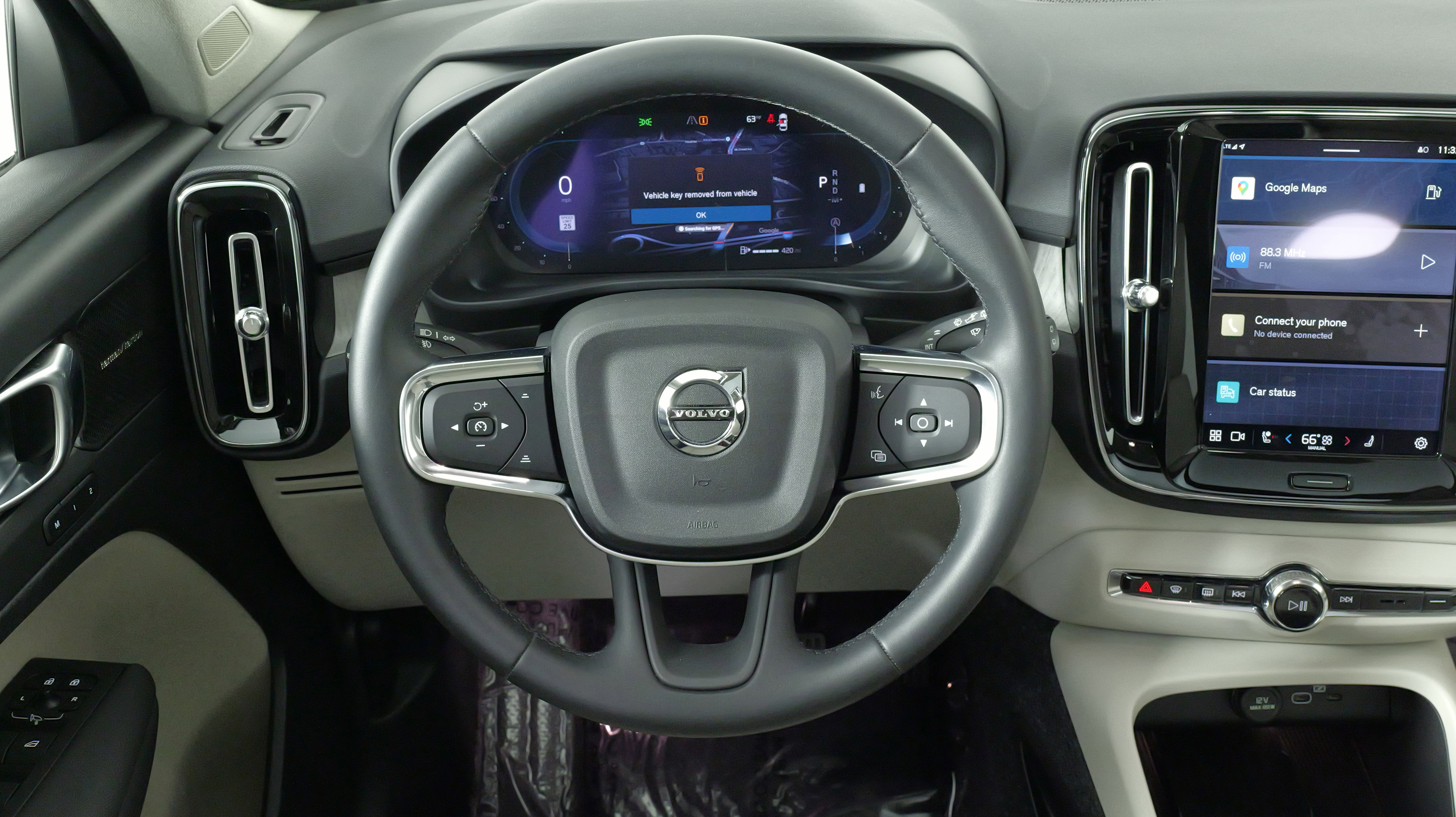 Used 2024 Volvo XC40 B5 Plus w/ Climate Package image 41