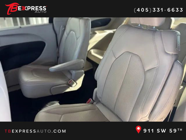 Used 2021 Chrysler Voyager Lxi image 18