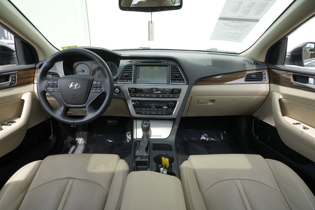 Used 2017 Hyundai Sonata Limited w/ Tech Package 03 image 40