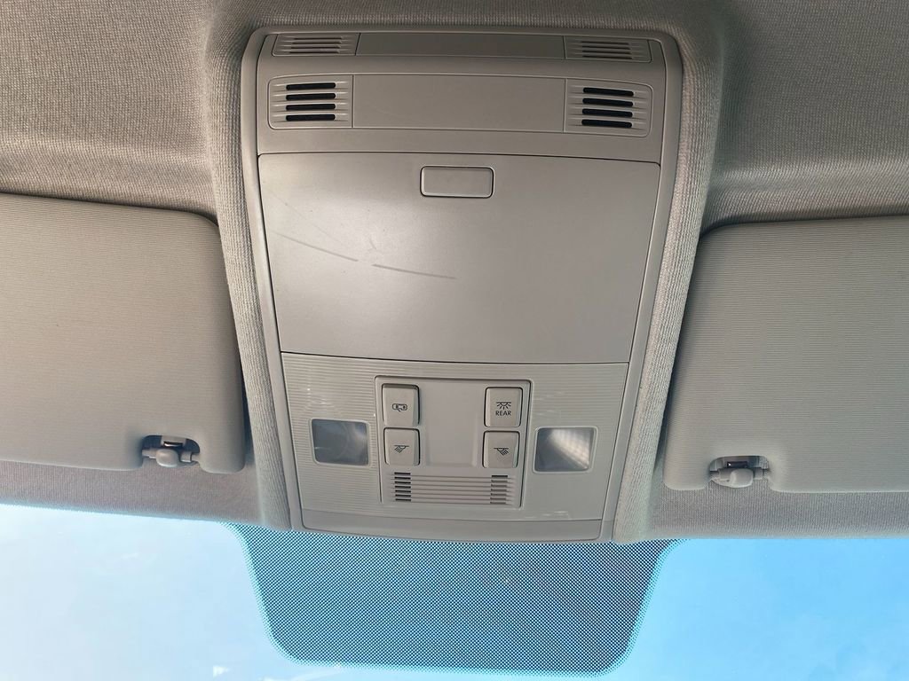 Used 2019 Volkswagen Tiguan S w/ Driver Assistance Package image 23