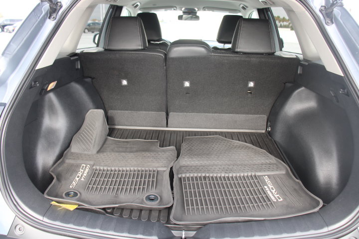 Certified 2022 Toyota Corolla Cross LE AWD/4WD image 14