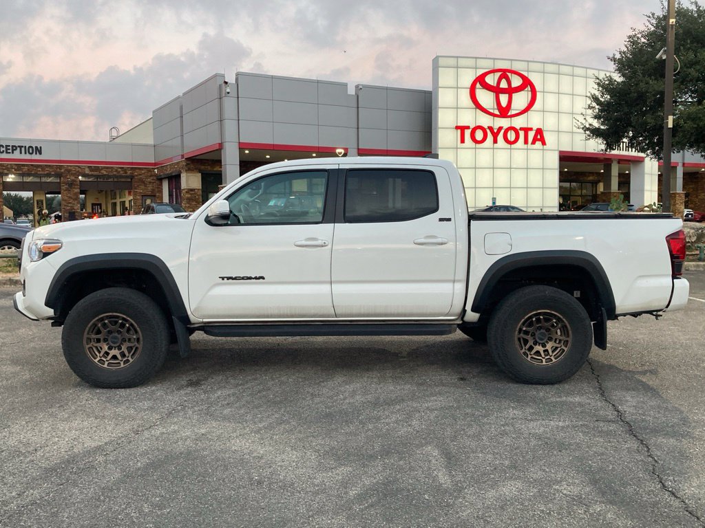 Used 2023 Toyota Tacoma 4x4 Double Cab w/ Trail Edition image 6