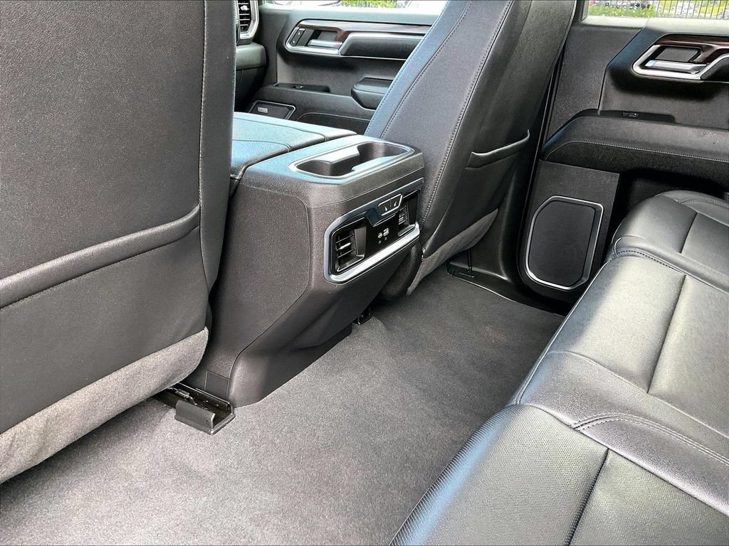 Used 2023 GMC Sierra 1500 SLT w/ SLT Premium Package AWD/4WD image 27