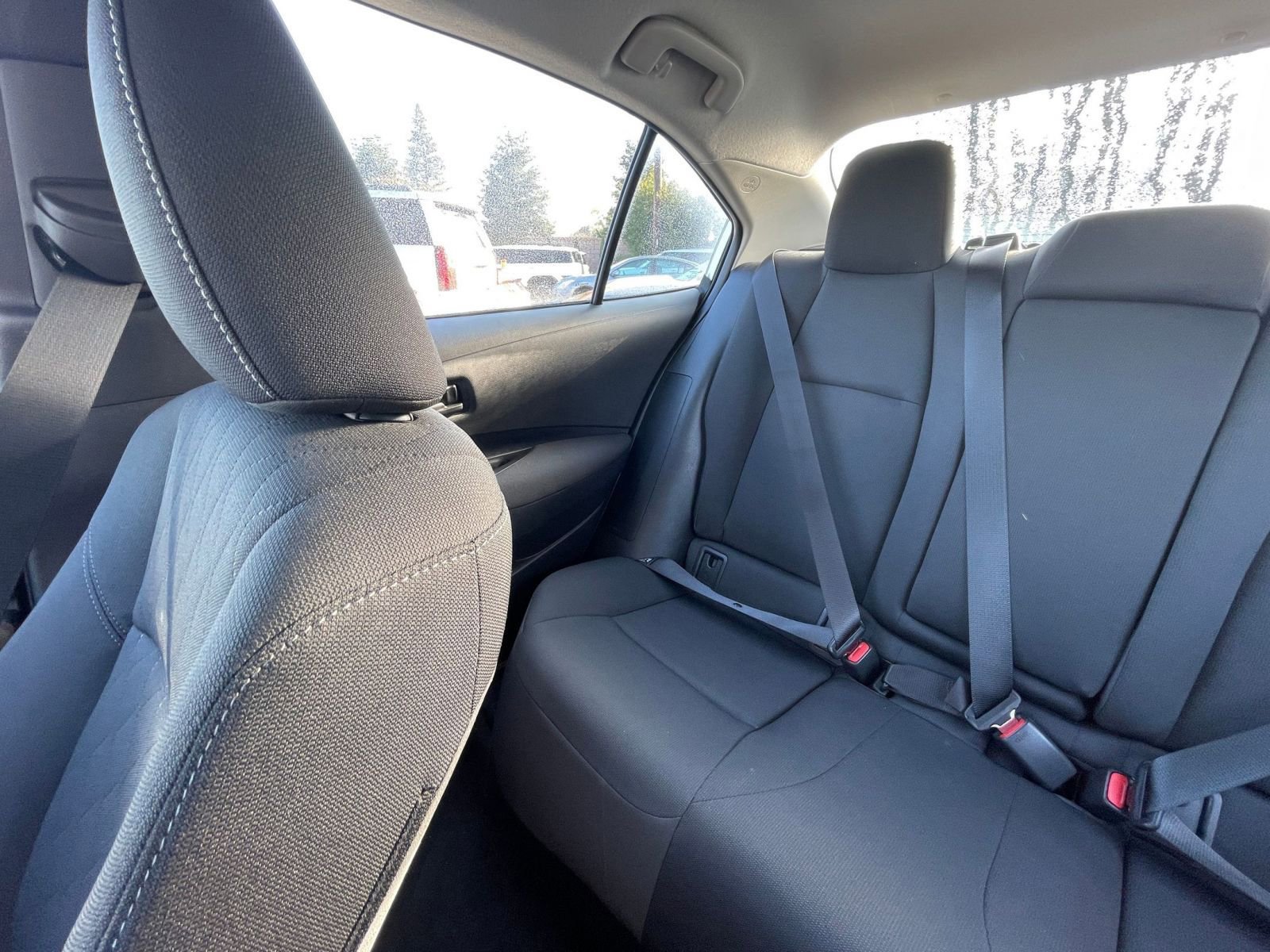 Used 2025 Toyota Corolla LE image 39