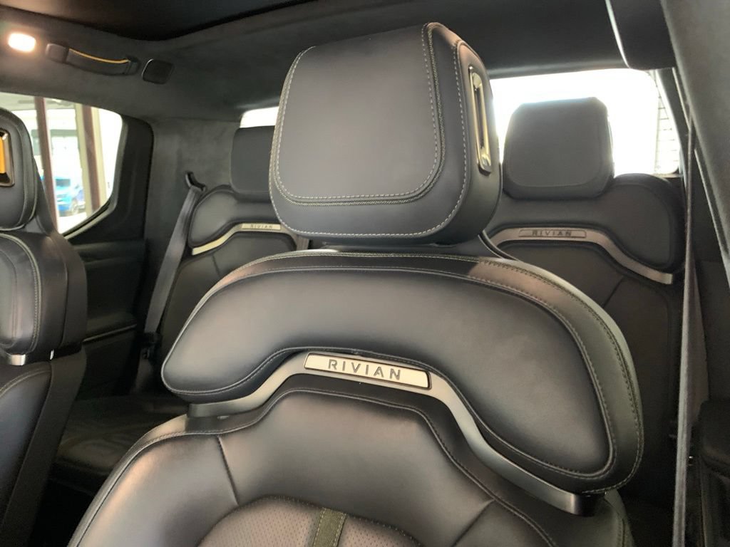 Used 2024 Rivian R1T Adventure AWD/4WD image 15