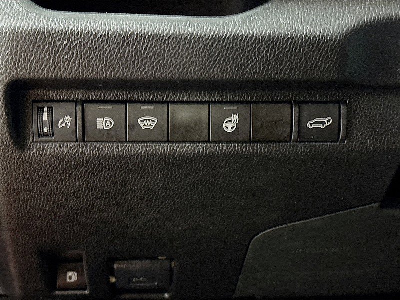 Used 2023 Toyota RAV4 XLE w/ Convenience Package image 10