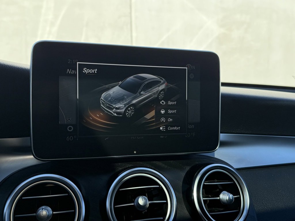 Used 2018 Mercedes-Benz GLC 300 4MATIC Coupe image 10