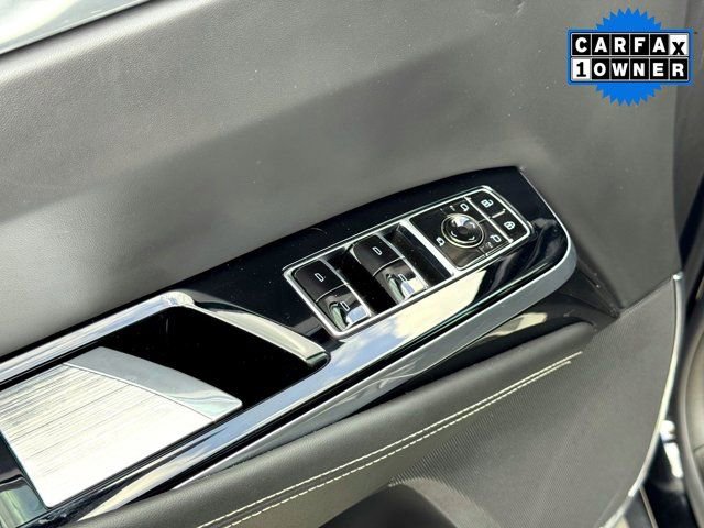 Used 2025 Cadillac Escalade ESV Sport Platinum AWD/4WD image 20