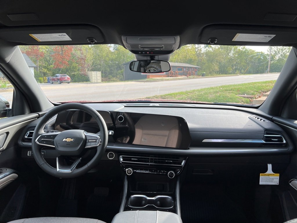 New 2026 Chevrolet Traverse LT w/ LPO, Floor Liner Package image 10