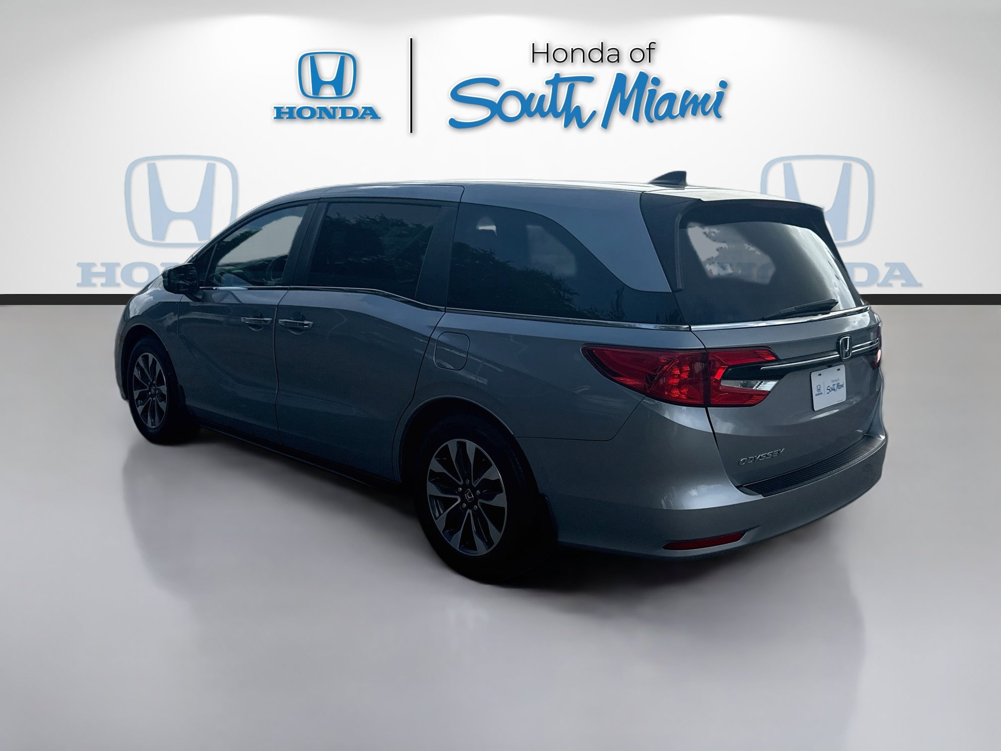 Certified 2023 Honda Odyssey EX-L image 5