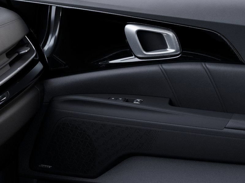 New 2025 Kia Carnival SX Prestige FWD image 25