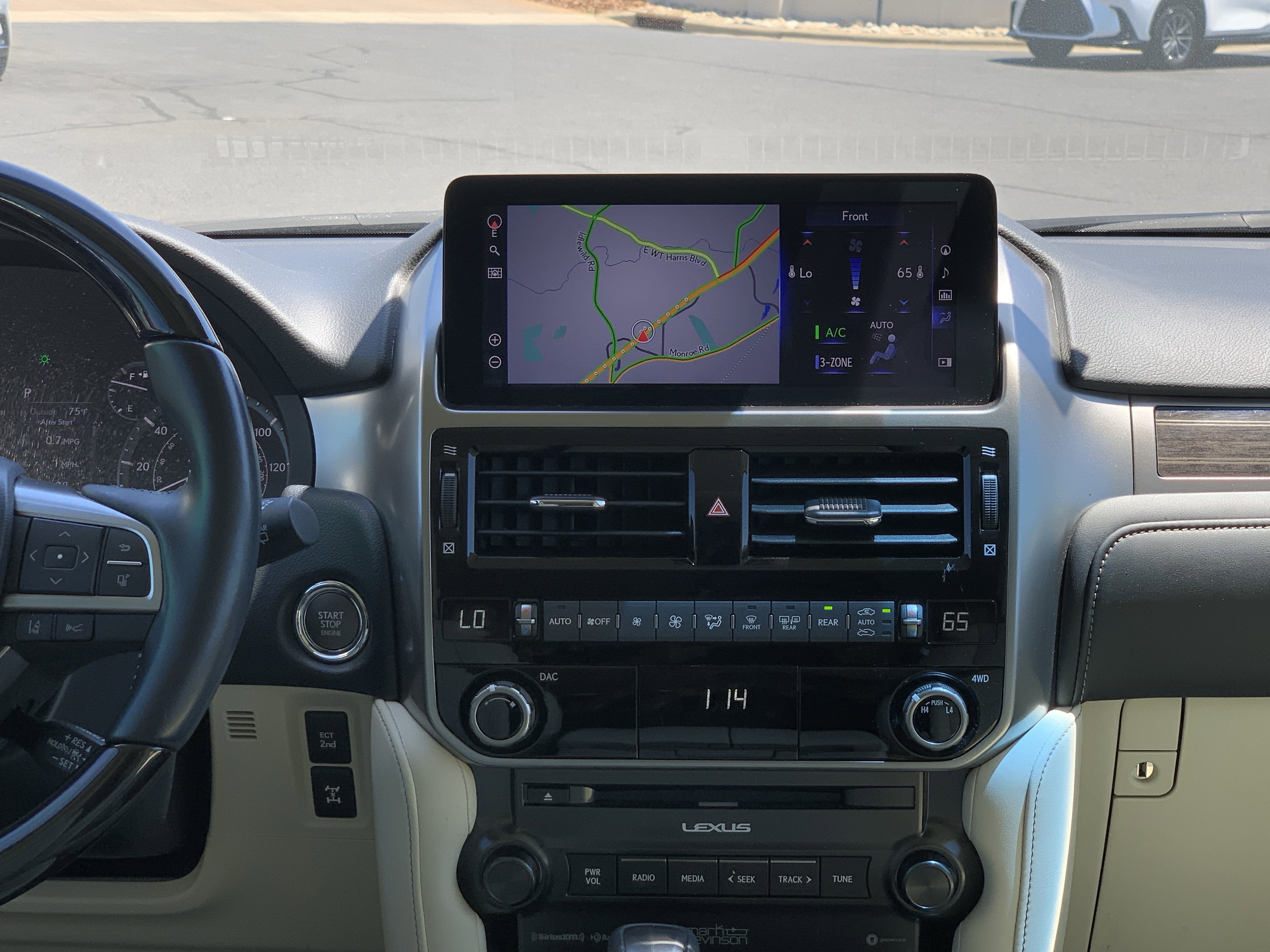 Used 2023 Lexus GX 460 Premium AWD/4WD image 31