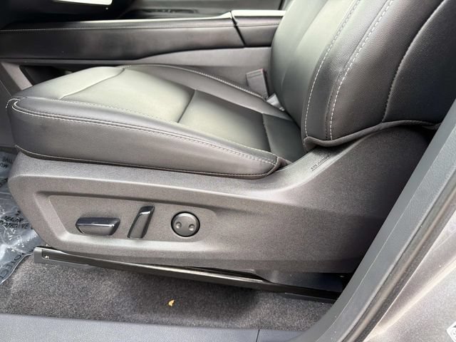 Used 2025 Nissan Murano SV AWD/4WD image 19