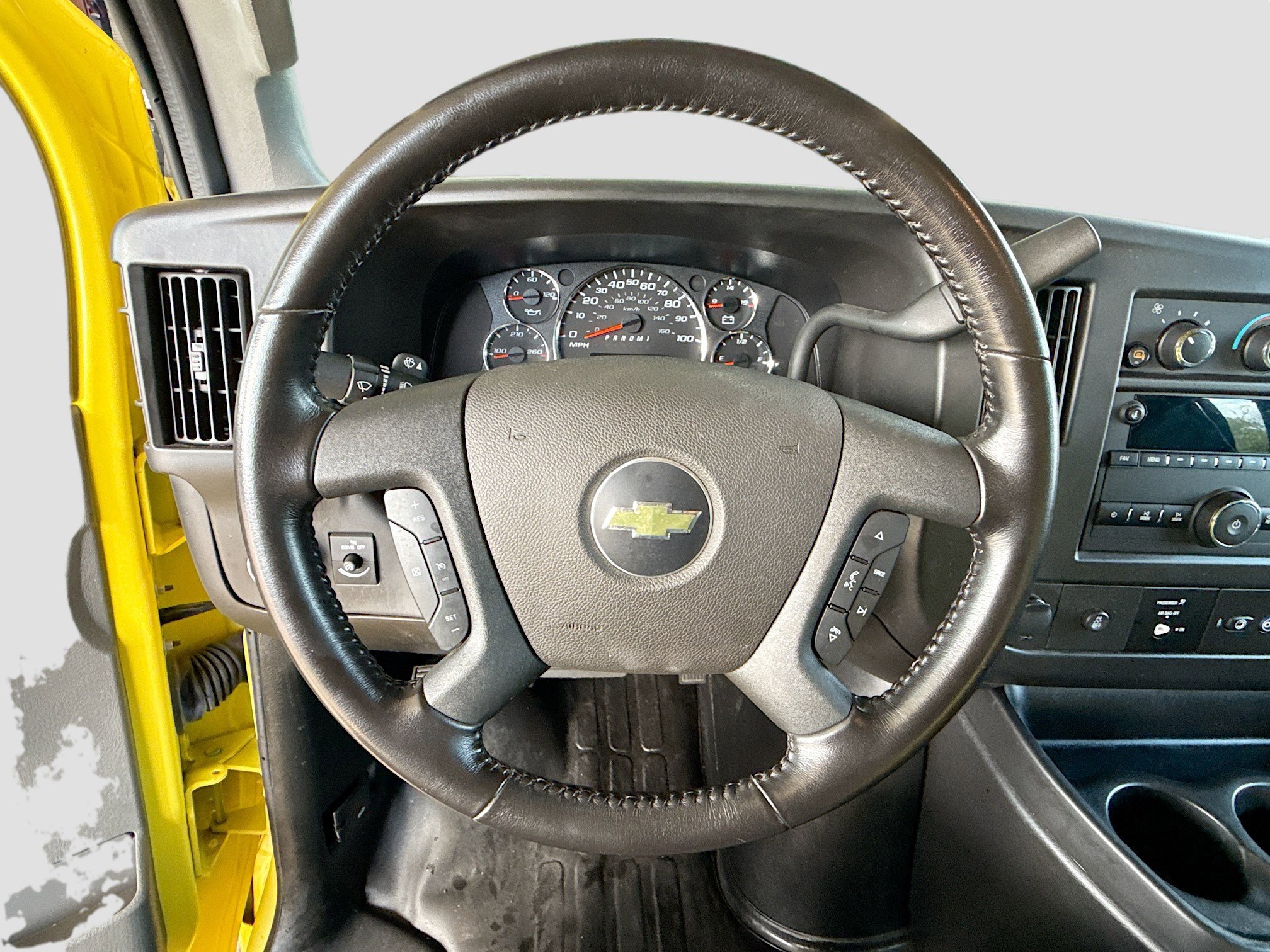 Used 2023 Chevrolet Express 2500 w/ Driver Convenience Package image 13