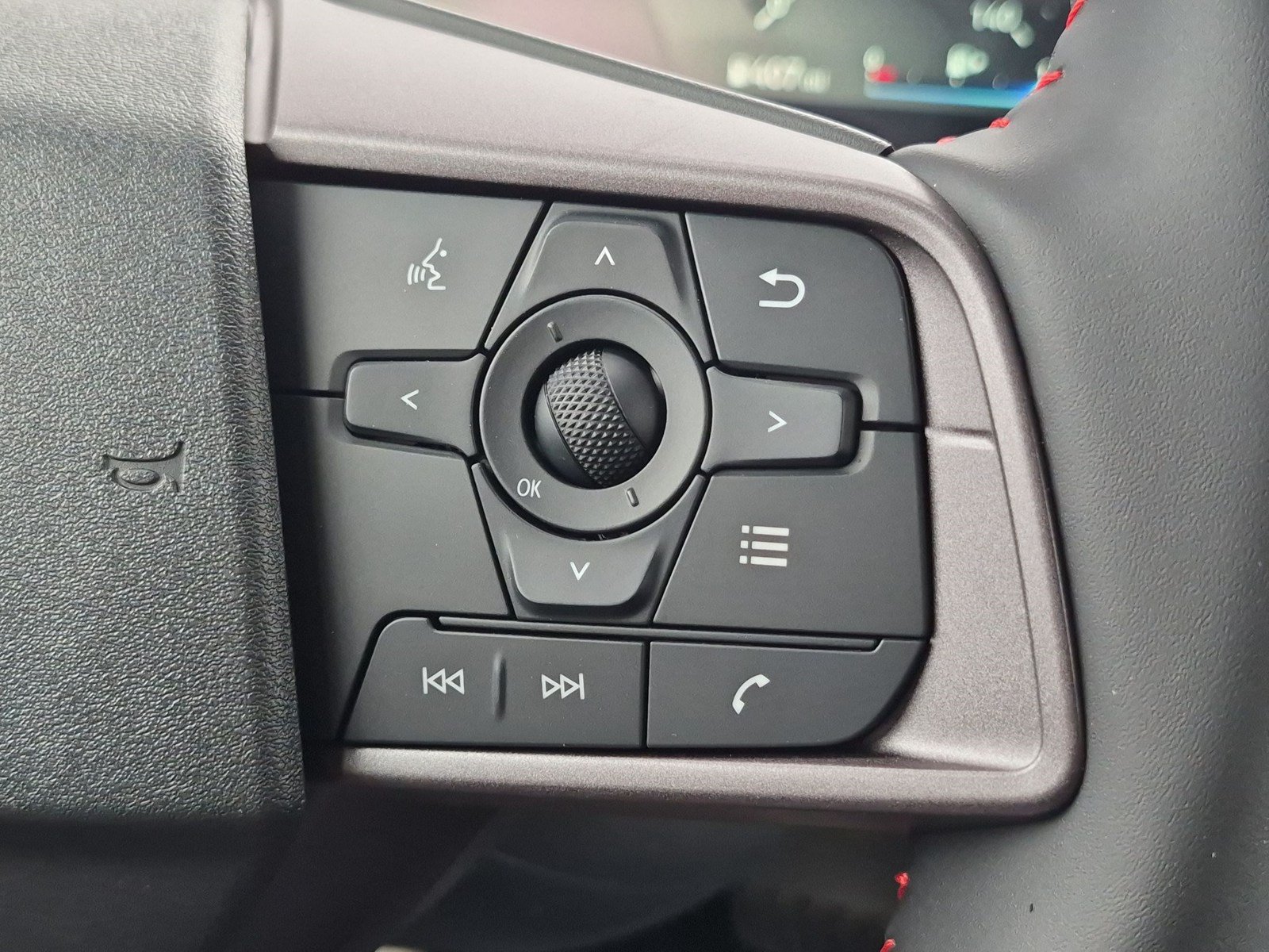 New 2027 Nissan Sentra SR w/ Floor Mat Package FWD image 15
