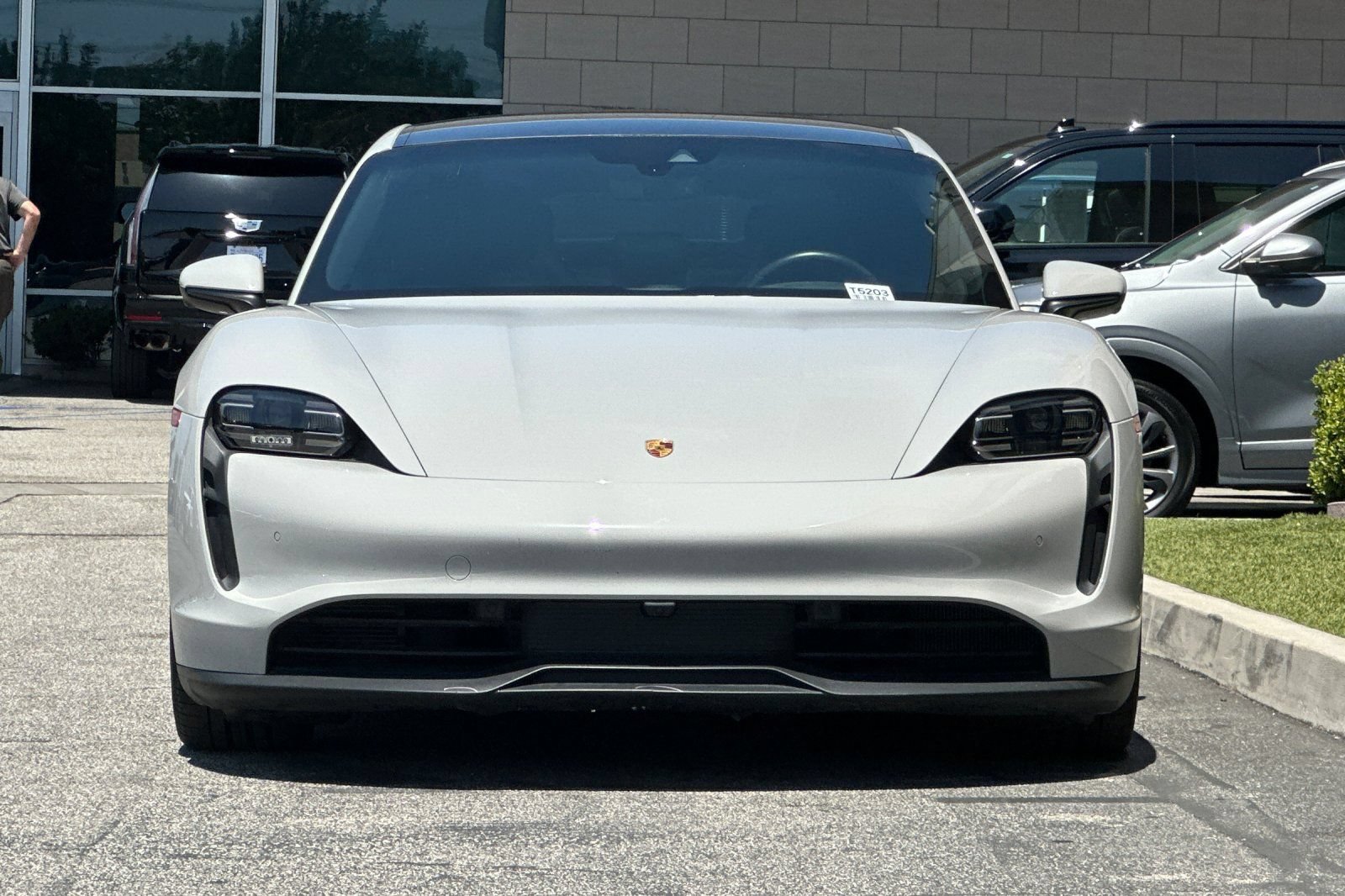 Used 2023 Porsche Taycan RWD image 9