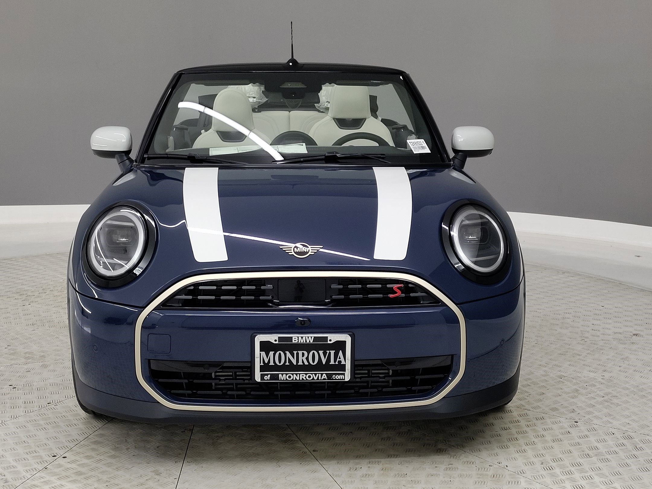 New 2026 MINI Cooper S image 2