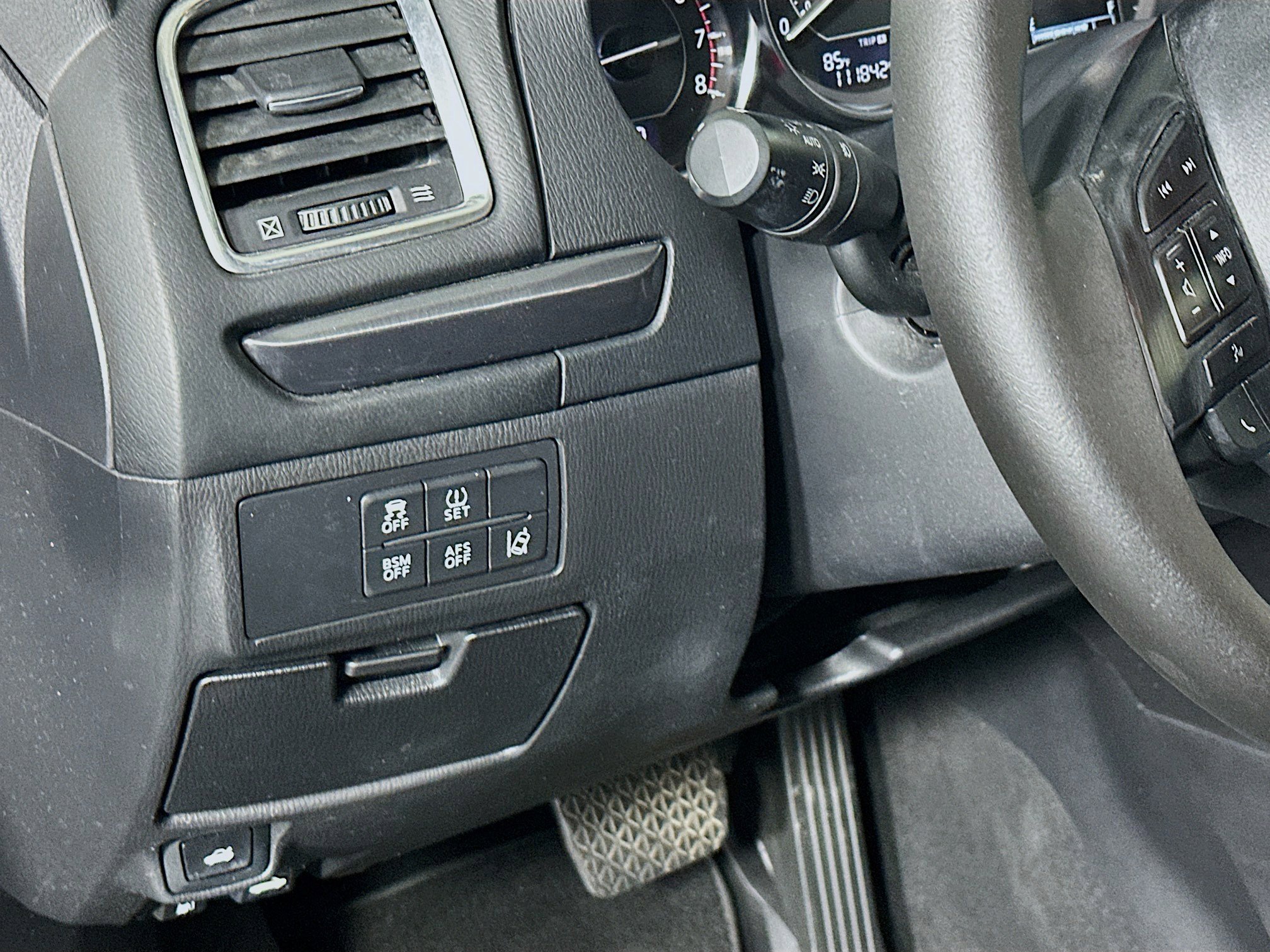 Used 2015 MAZDA MAZDA6 Grand Touring w/ GT Technology Package image 17