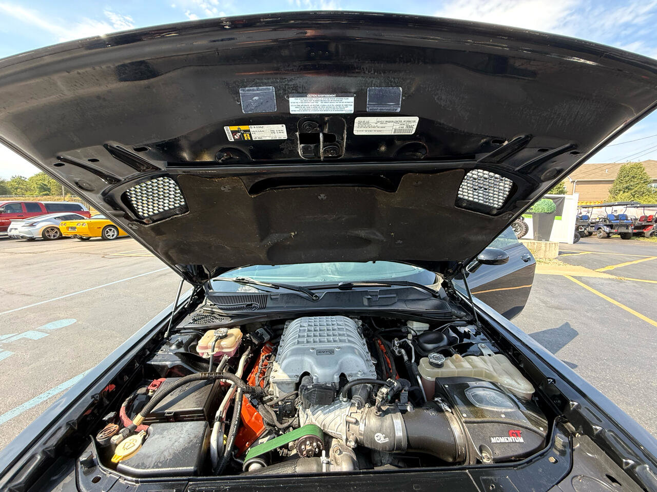 Used 2015 Dodge Challenger SRT Hellcat image 36