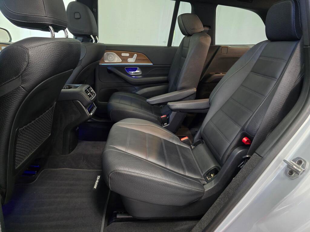 Used 2024 Mercedes-Benz GLS 450 4MATIC image 19