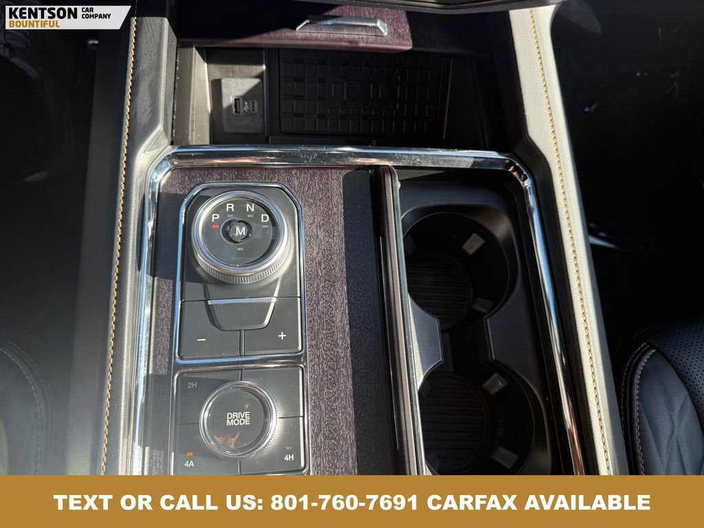 Used 2024 Ford Expedition Platinum AWD/4WD image 31