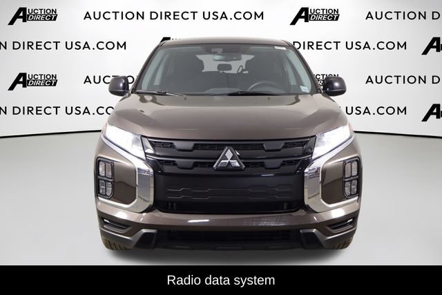 Used 2024 Mitsubishi Outlander Sport LE AWD/4WD image 2
