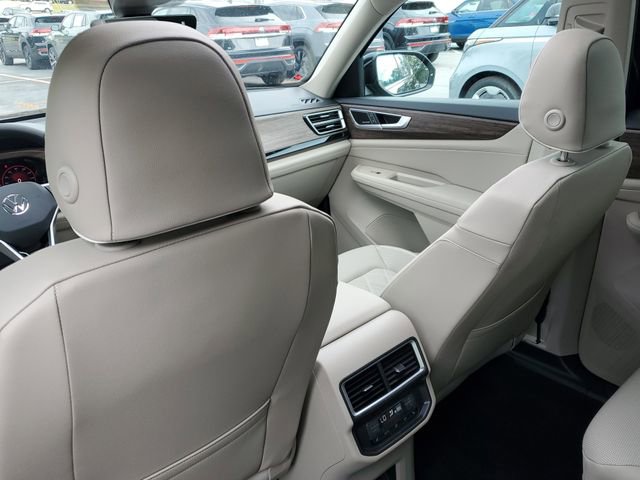 New 2026 Volkswagen Atlas SEL Premium R-Line image 13