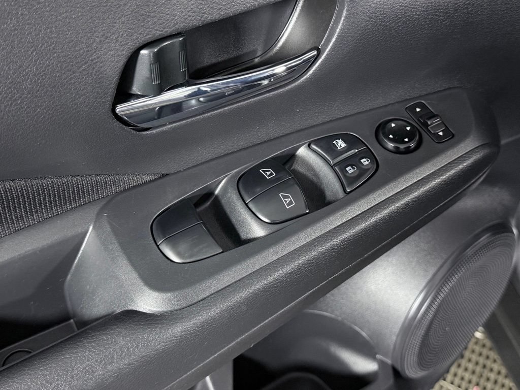 Used 2024 Nissan Kicks SV w/ Interior Electronics Package FWD image 19