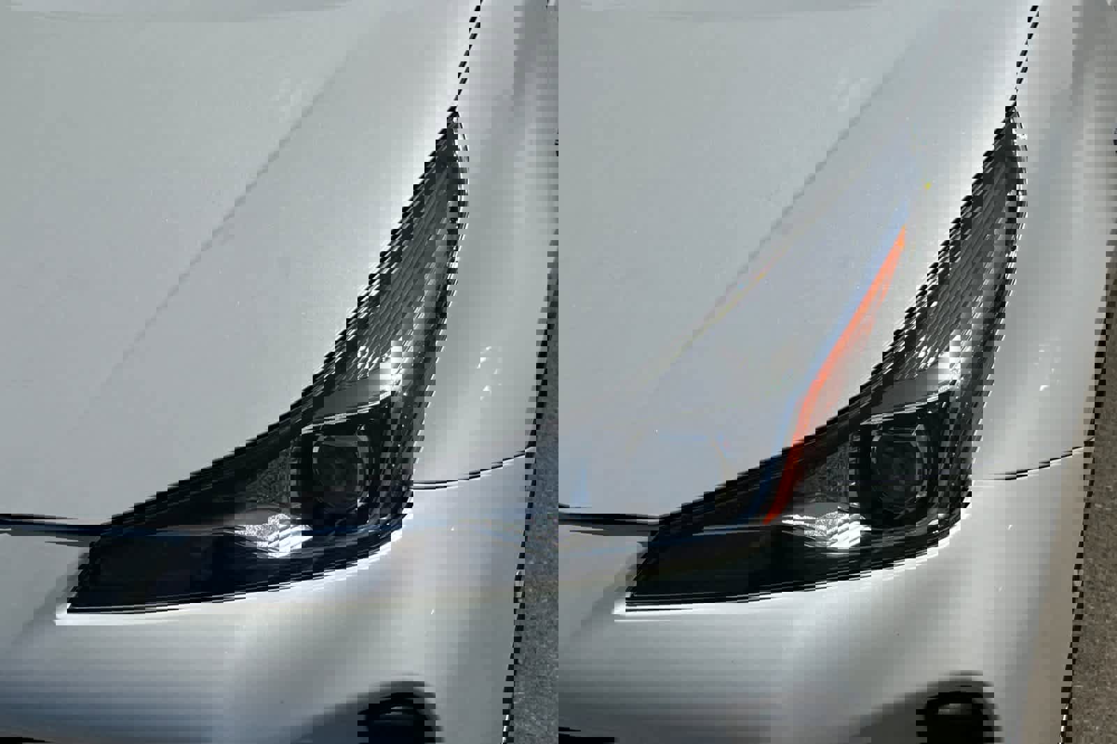 Used 2019 Toyota Prius LE w/ Carpet Mat Package FWD image 11