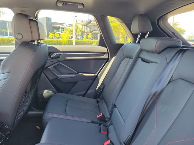 Certified 2025 Audi Q3 2.0T Premium Plus w/ Premium Plus Package image 11