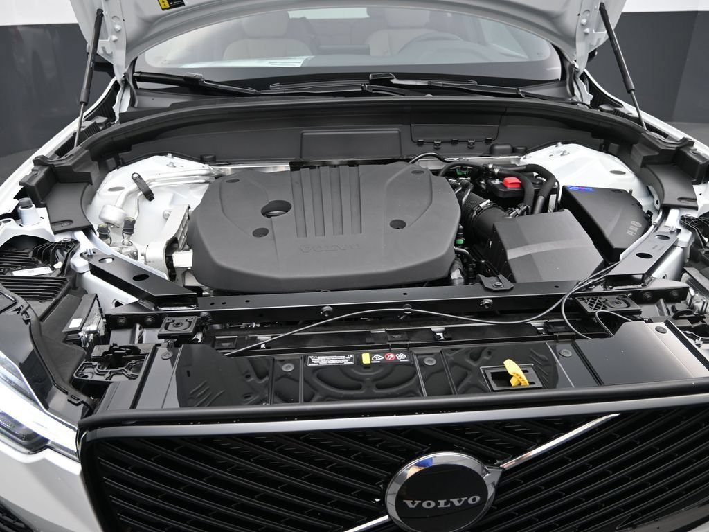New 2026 Volvo XC60 B5 Core AWD/4WD image 39