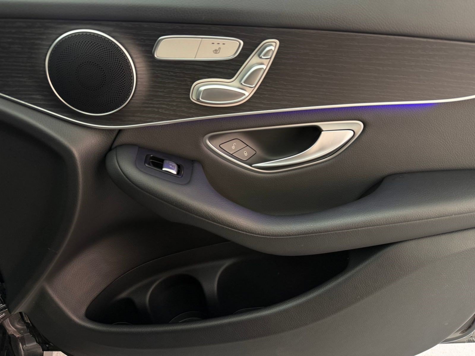 Certified 2022 Mercedes-Benz GLC 300 image 27