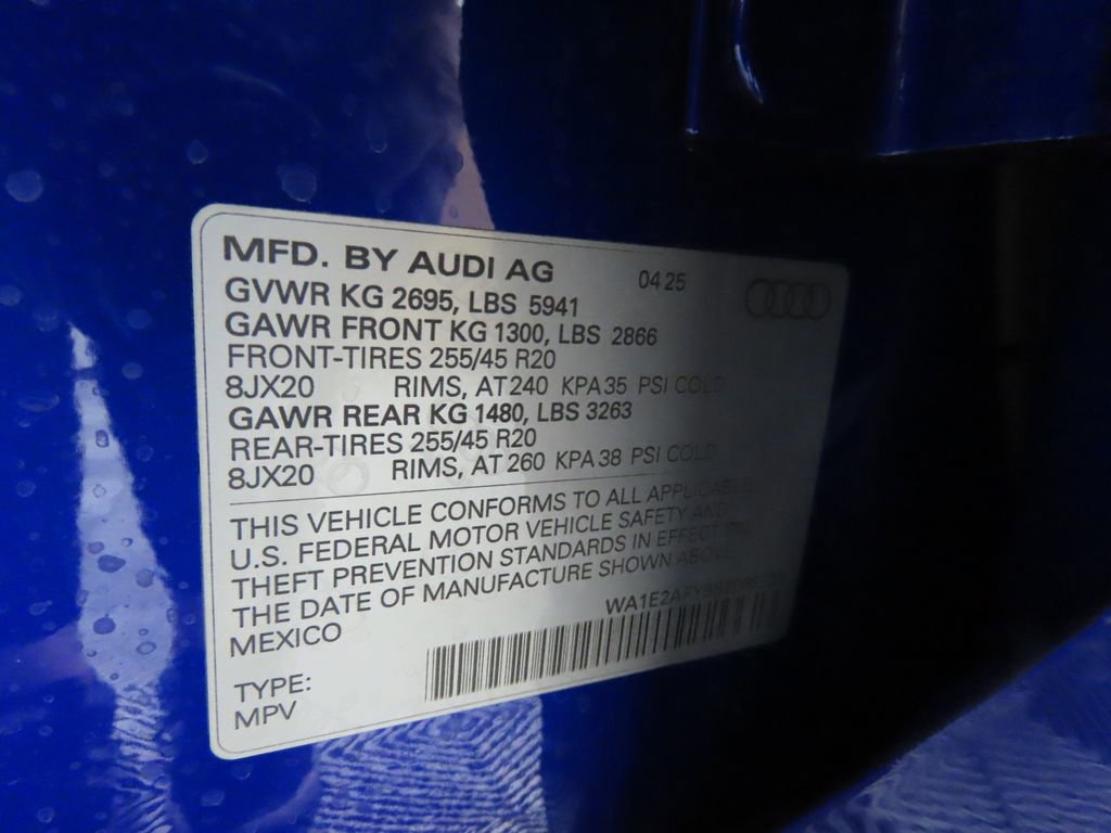 Used 2025 Audi Q5 e Premium Plus w/ Premium Plus Package image 34