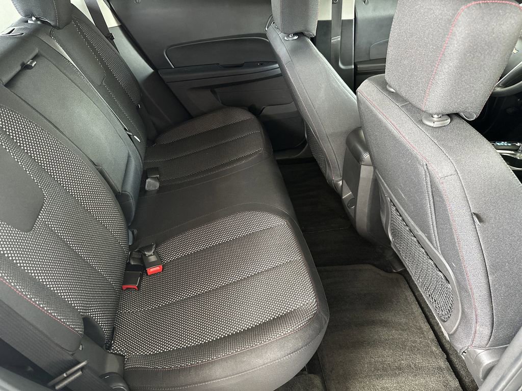 Used 2017 Chevrolet Equinox LT image 31