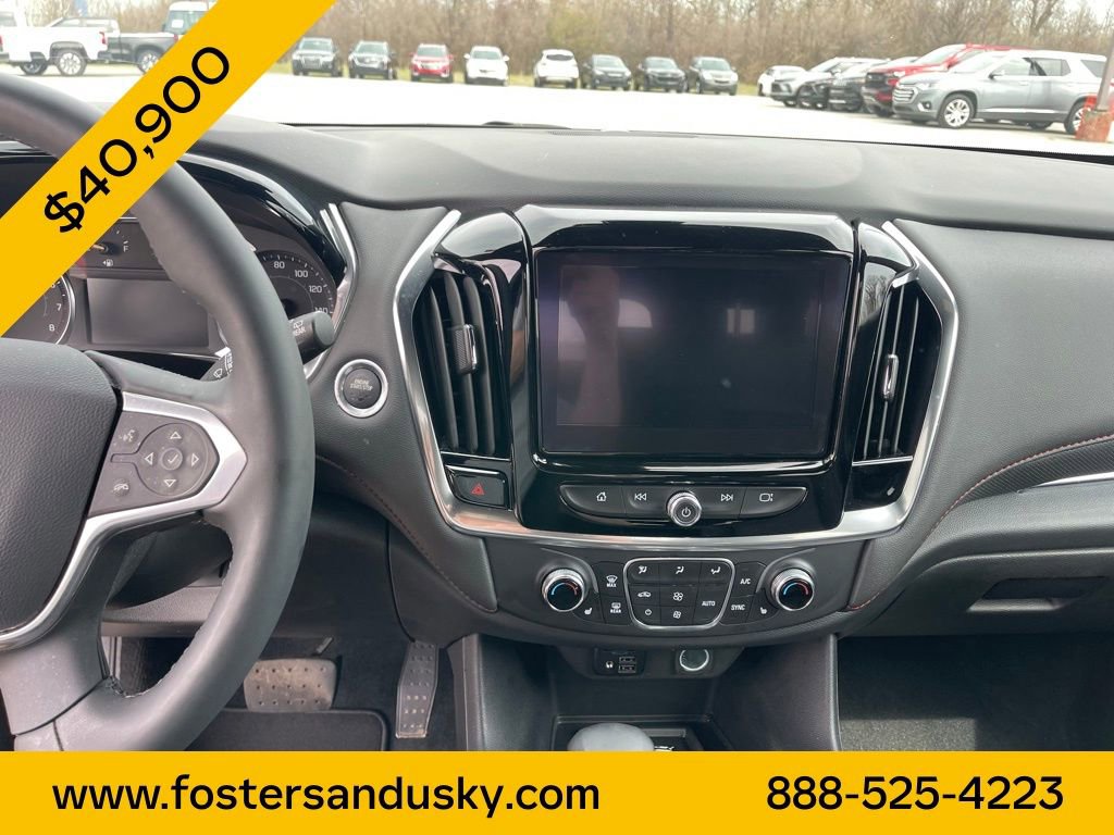 Used 2023 Chevrolet Traverse RS image 15