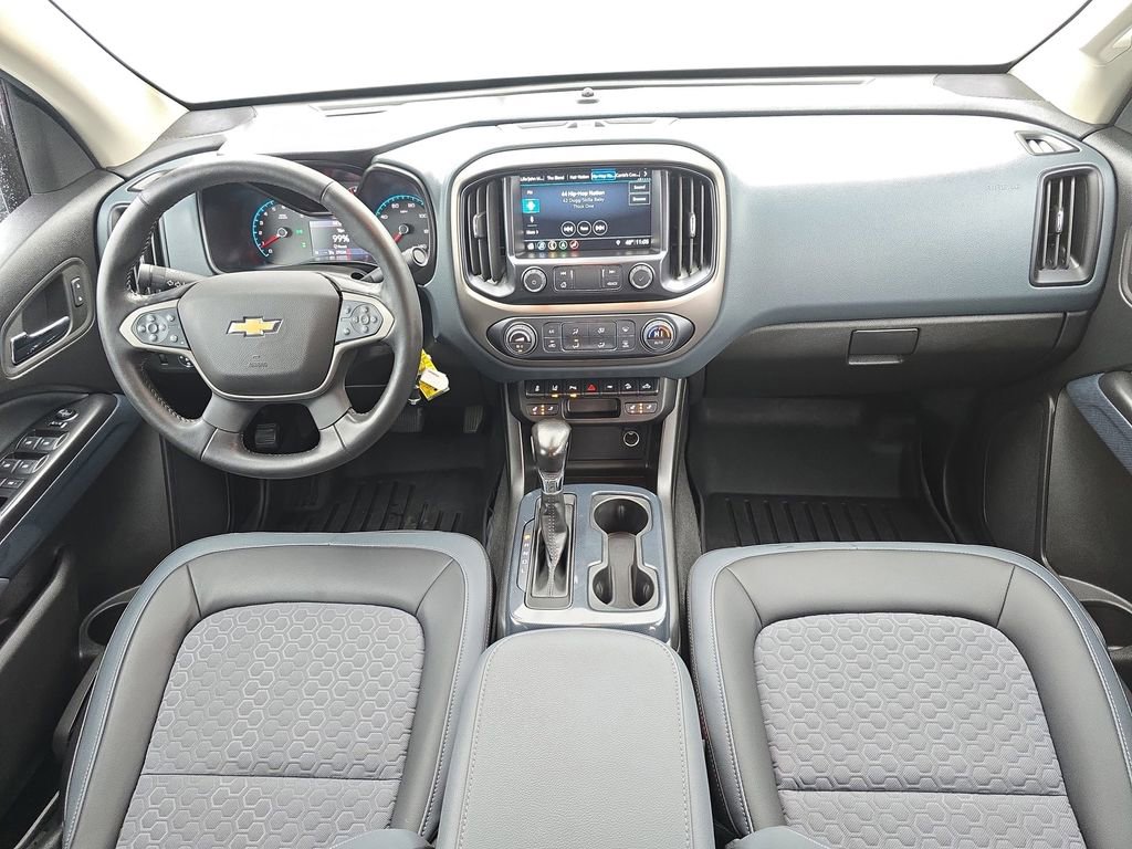 Used 2022 Chevrolet Colorado Z71 w/ Safety Package image 10