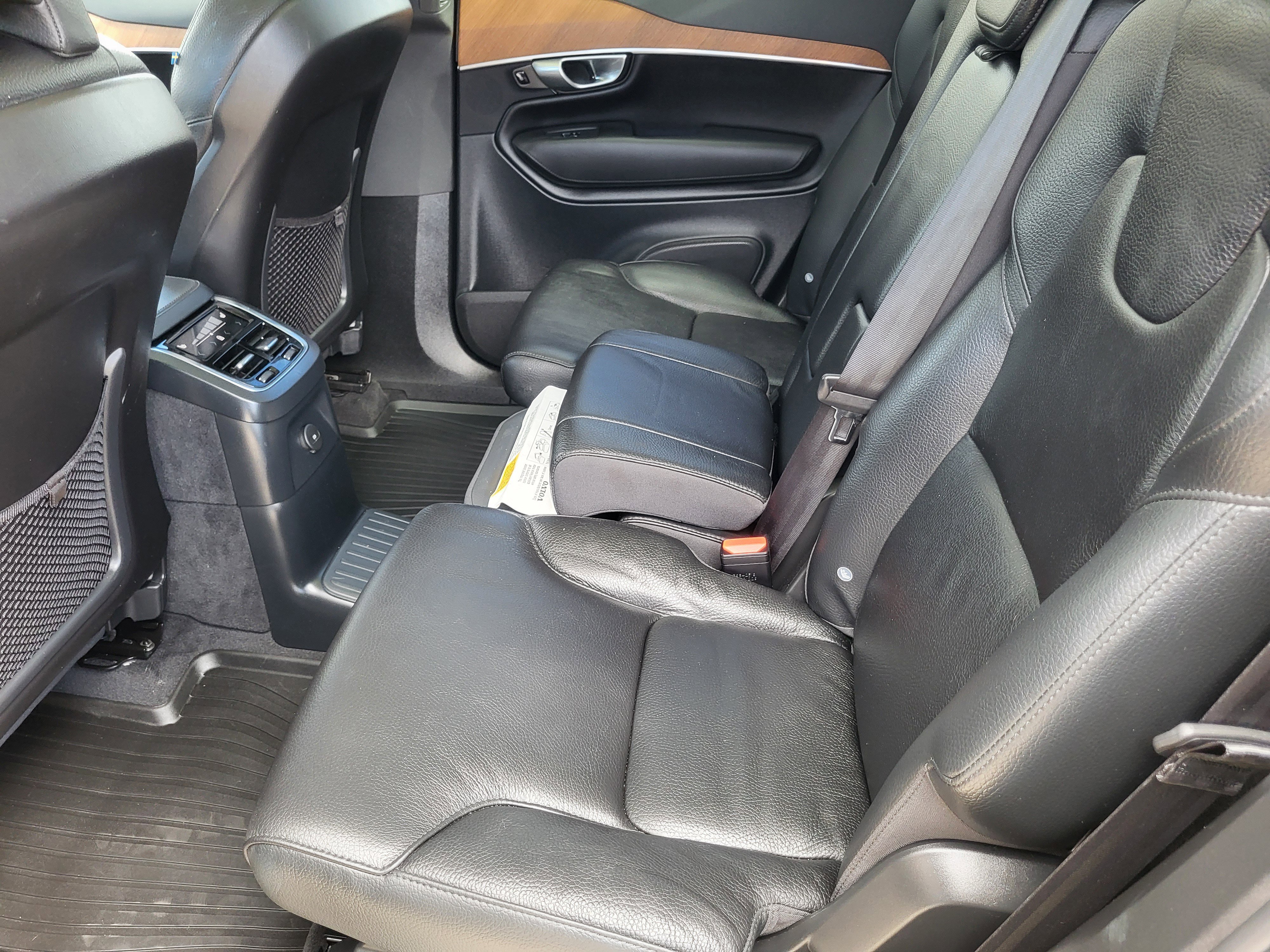 Certified 2023 Volvo XC90 T8 Plus w/ Protection Package Premier image 25