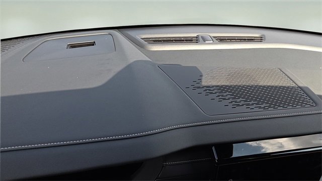 New 2026 GMC Acadia Elevation w/ Elevation Premium Package image 9