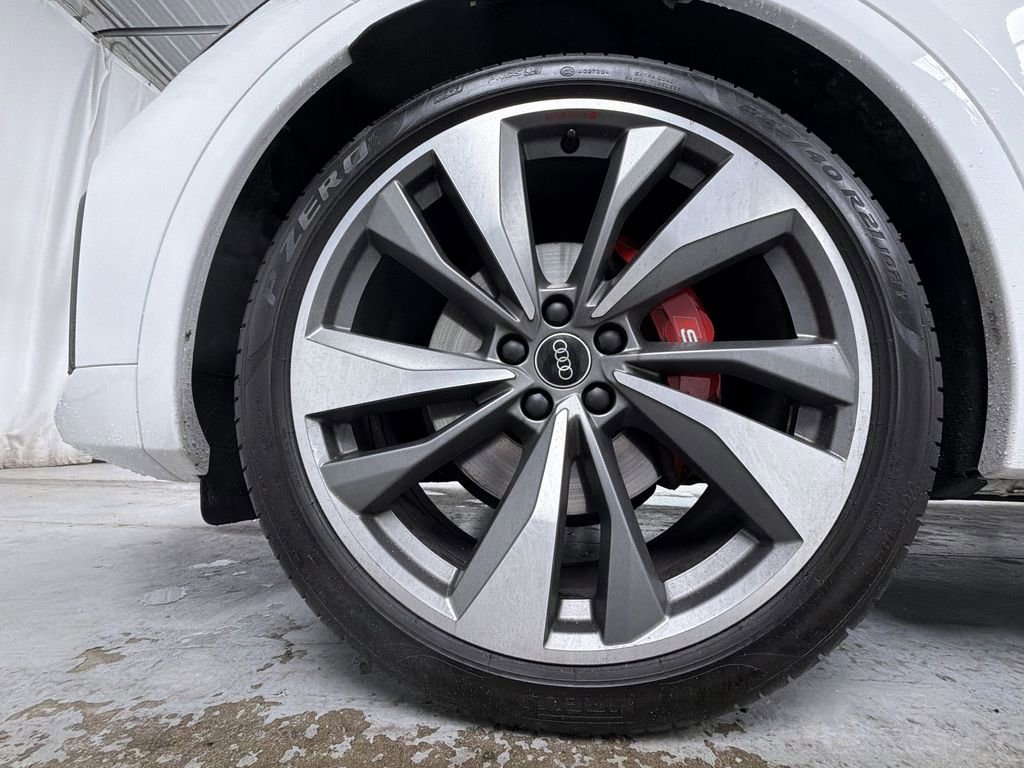 Used 2024 Audi SQ5 Premium Plus image 10