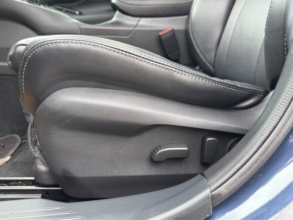 Used 2023 Subaru Legacy Limited AWD/4WD image 16