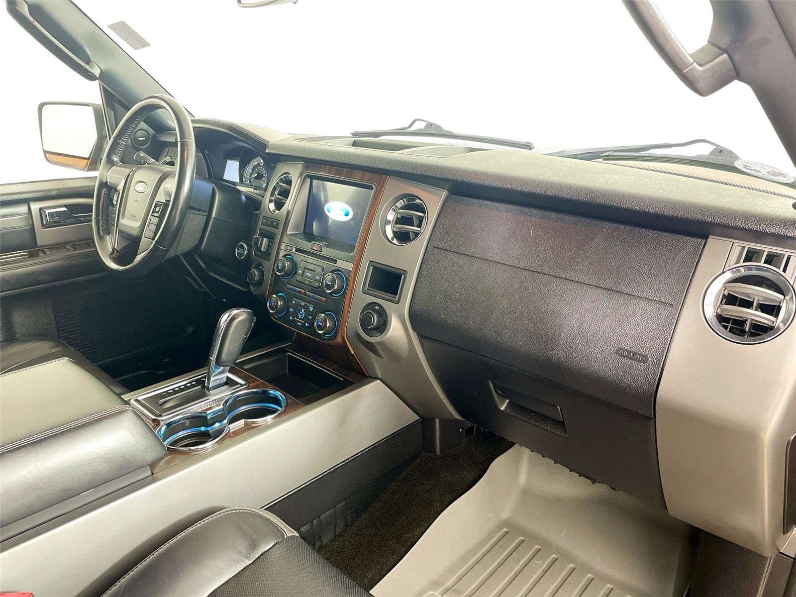 Used 2017 Ford Expedition Max Platinum image 30
