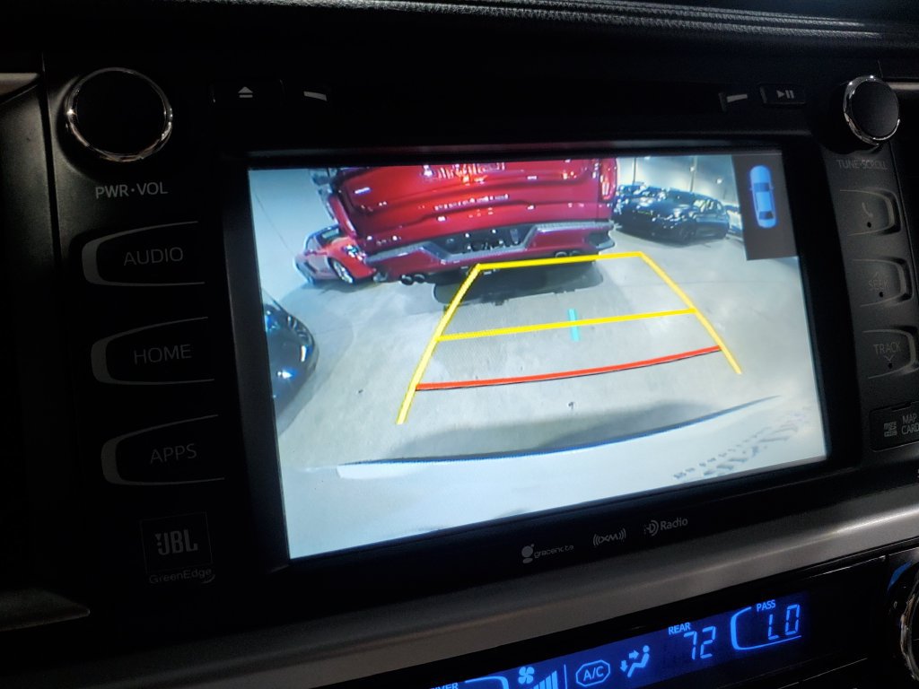 Used 2017 Toyota Highlander Limited FWD image 32