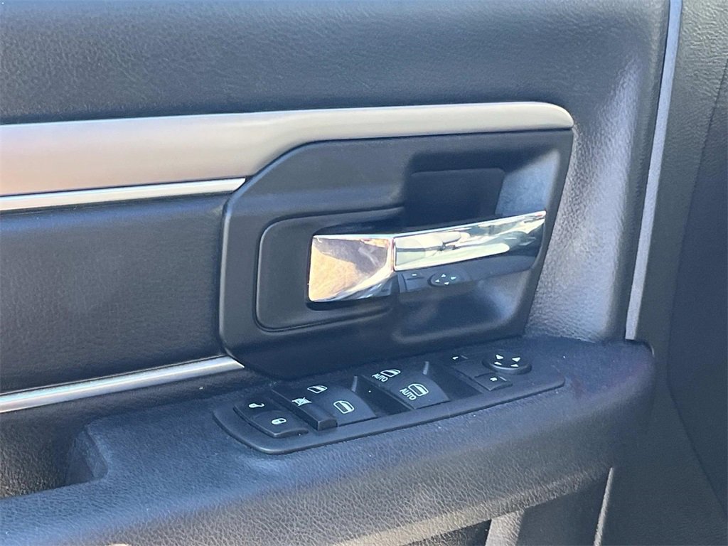 Used 2024 RAM 1500 Classic Warlock image 14