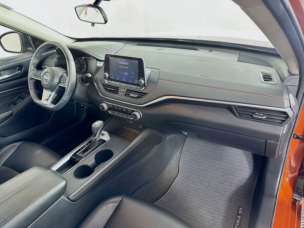 Used 2022 Nissan Altima 2.0 SR image 28