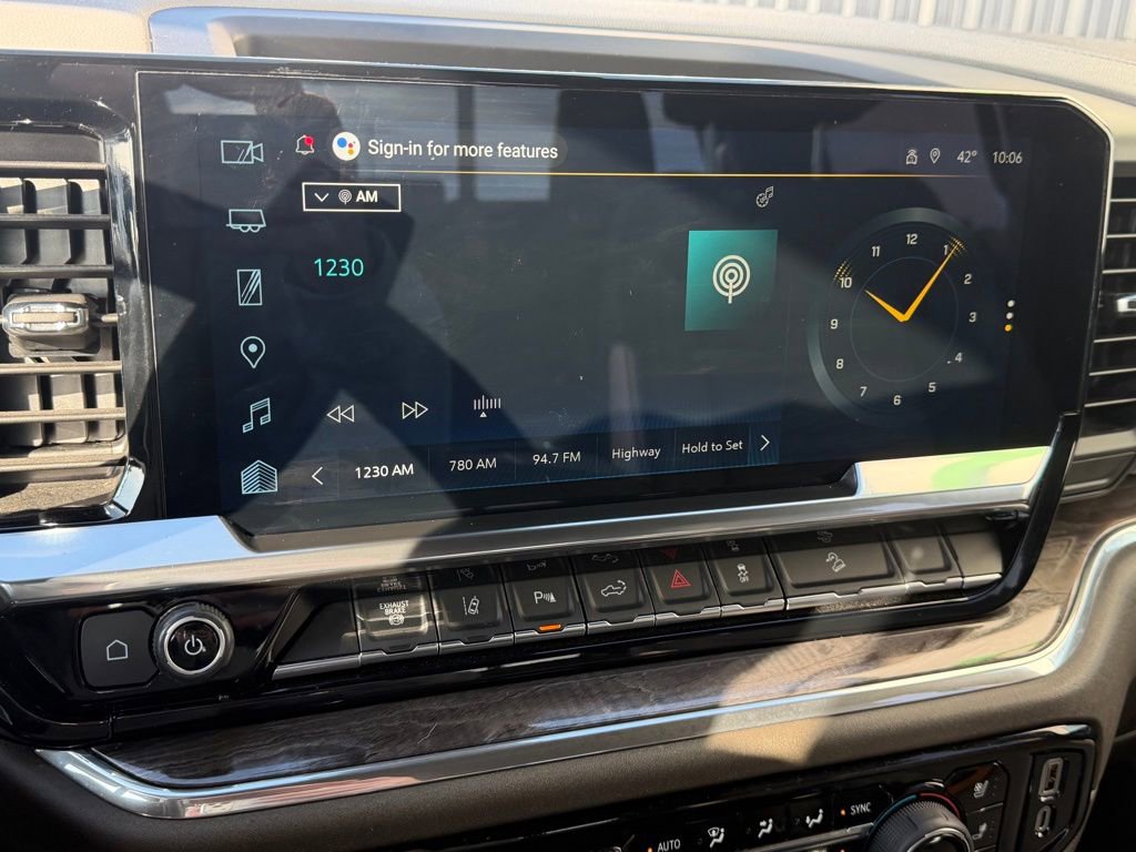 Used 2025 Chevrolet Silverado 3500 LTZ w/ LTZ Plus Package image 13