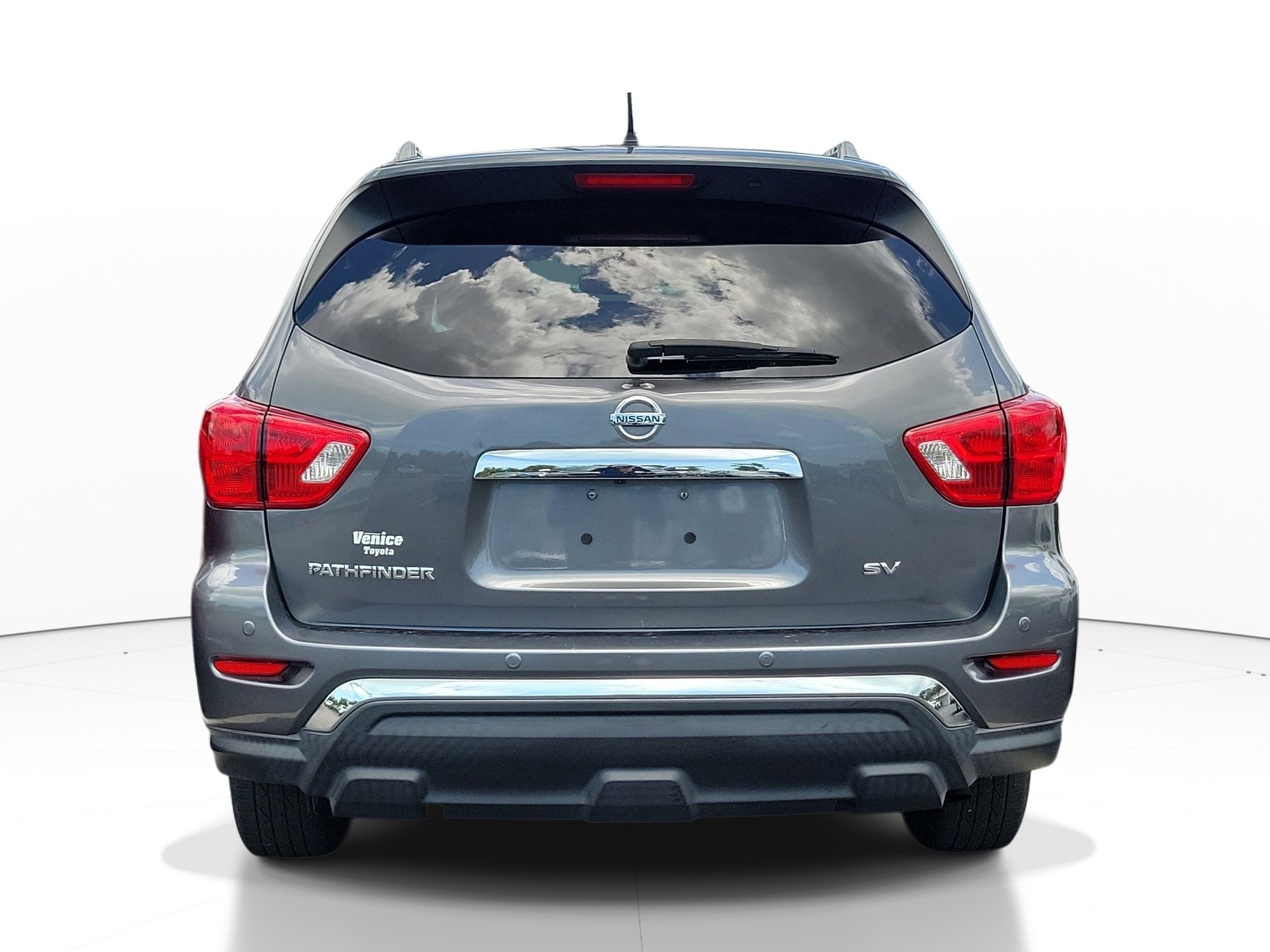 Used 2018 Nissan Pathfinder SV FWD image 10